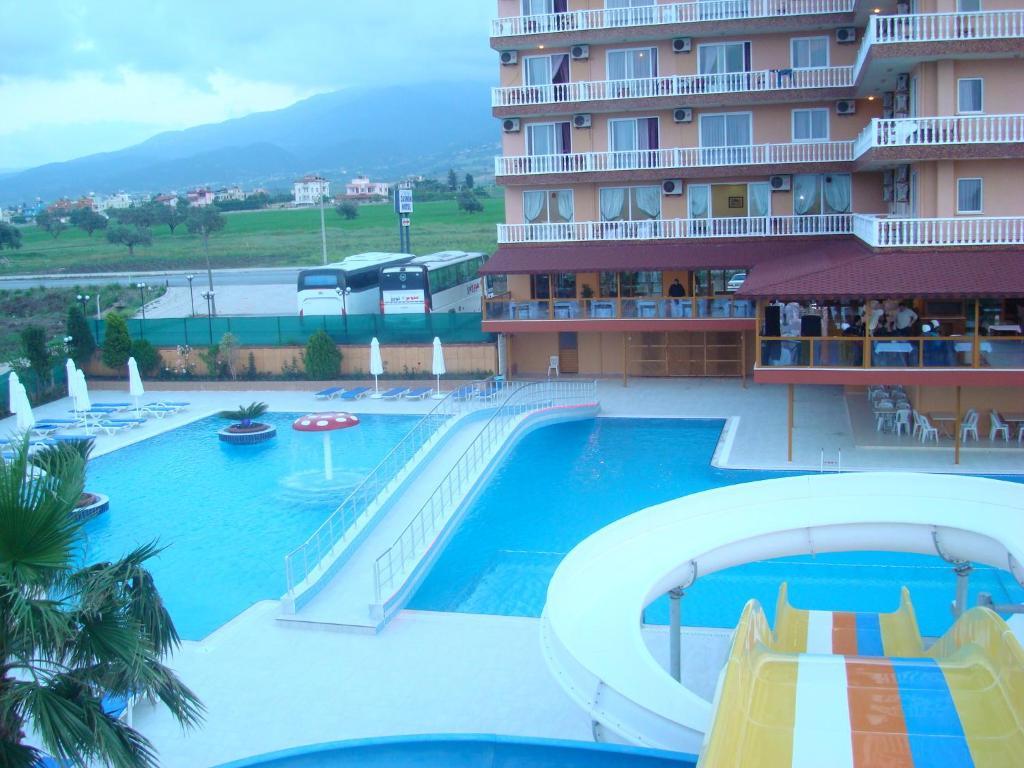 Club Casmin Hotel อิสเกนเดรุน ภายนอก รูปภาพ